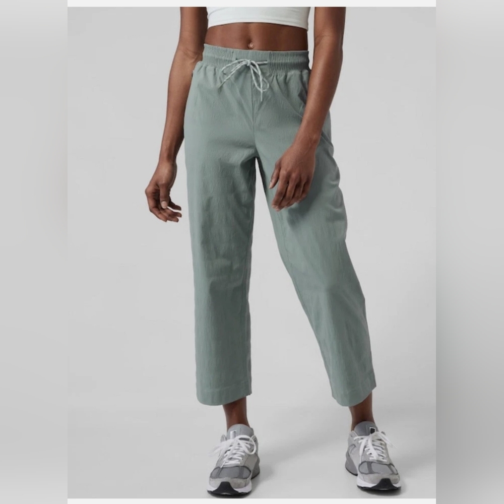 Athleta Blue Cropped Pants, Women's 10